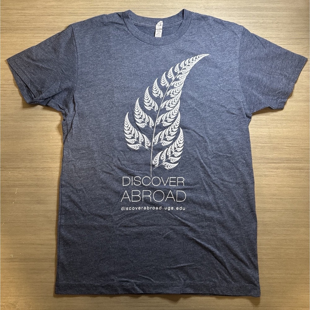 University of Georgia‎ UGA Discover Abroad Graphic T-Shirt Womens Small S Blue